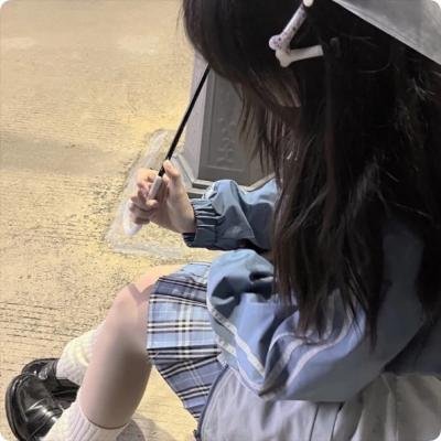 魔幻女儿国 封面