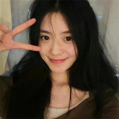 四季之春 封面